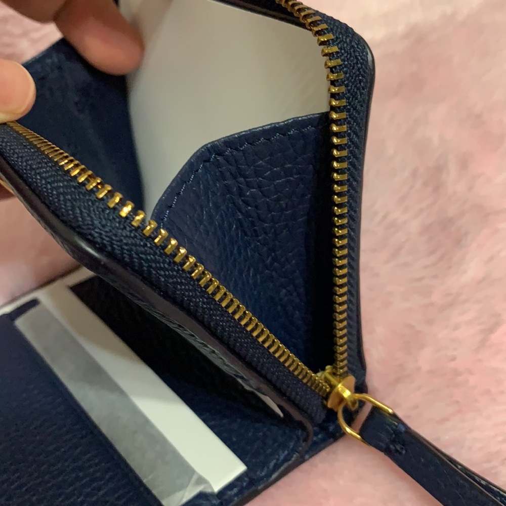 💙Tory Burch Britten Mini Wallet💙Royal Navy - Picture 6 of 11